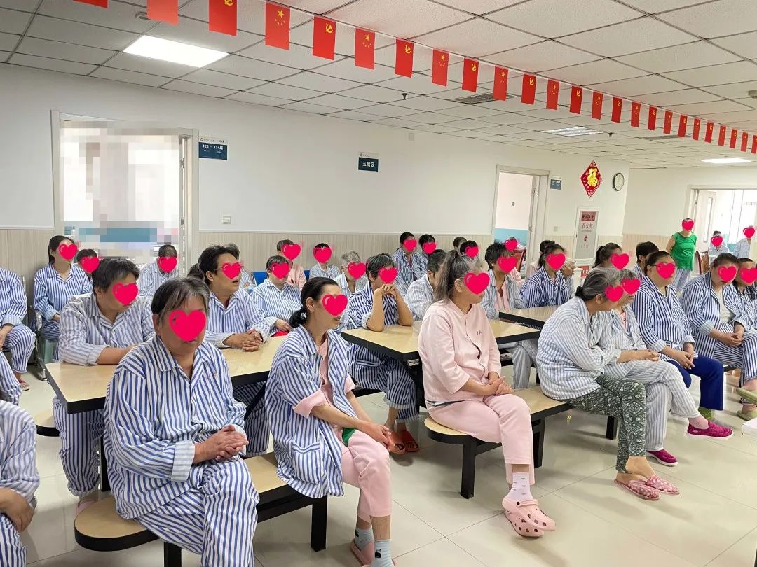“春风十里，芳华如你”——天津建华医院举行女生节特别康复活动